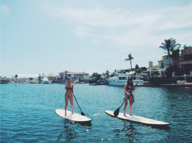 SUP Huntington Beach | Stand Up Paddleboarding (itsaLisa.com)